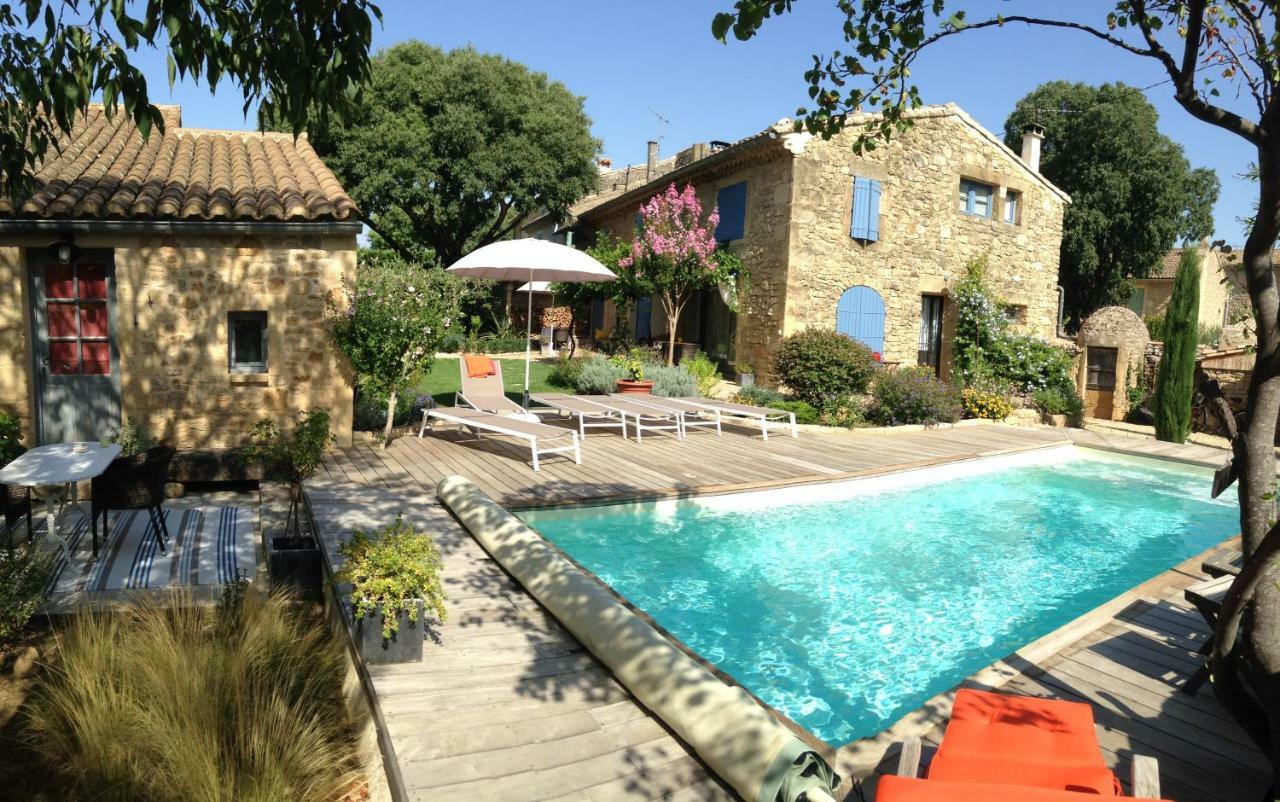 A Gauche Du Pont Hotel Vers-Pont-du-Gard Exterior foto